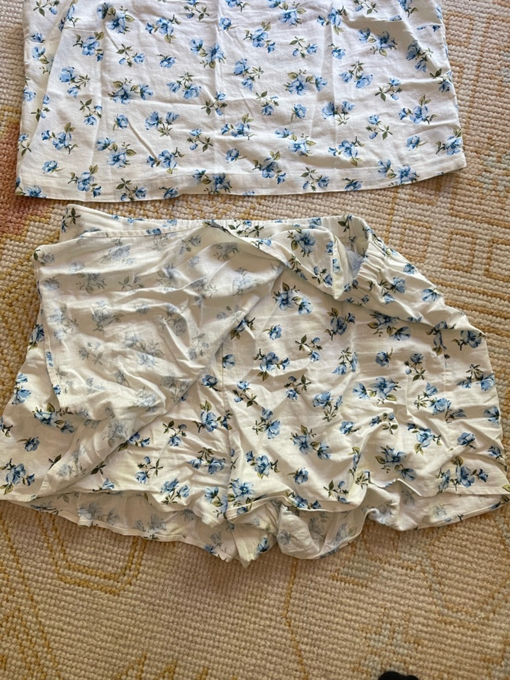 Women's Floral White and Blue Linen Top & Mini Skort - Picture 3 of 6